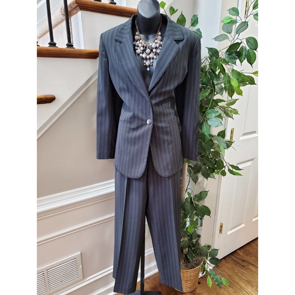 Kasper Women‎ Black Polyester Single Breasted Blazer & Pant 2 Pc's Suit Size 10P
